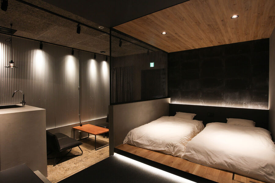 照明でシーン分けされた客室  -SEKAI HOTEL Fuse-