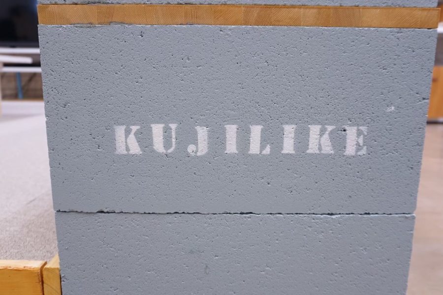 コンクリートブロックで棚をdiy Kujilike Team I 第２弾 News Magazine 大阪でワンストップリノベーションするならクジラ株式会社