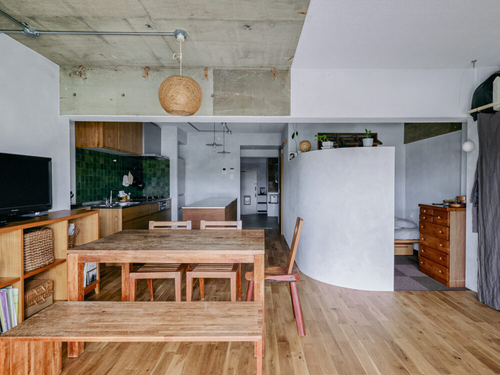 <60㎡>光と風に遊ばれる、自然素材のやさしい住まい【大阪府狭山市】