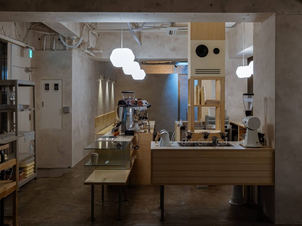 訪れる人の時間を記録に – OURLOG COFFEE ROASTERS【大阪市中央区】