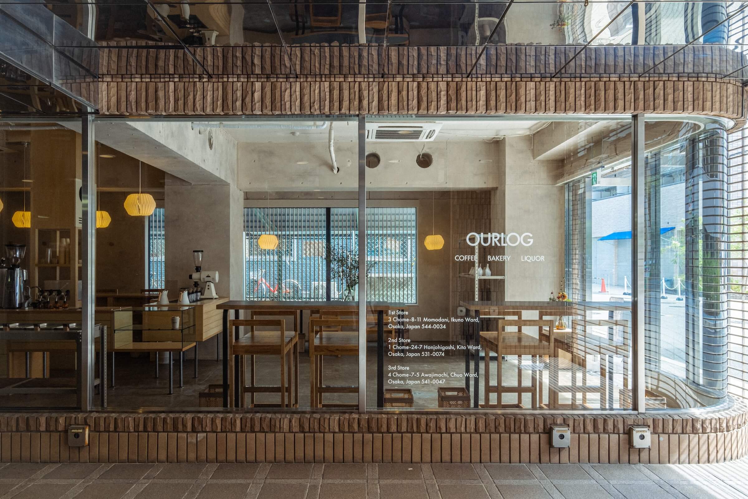 本町のリノベーションカフェ OURLOG COFFEE