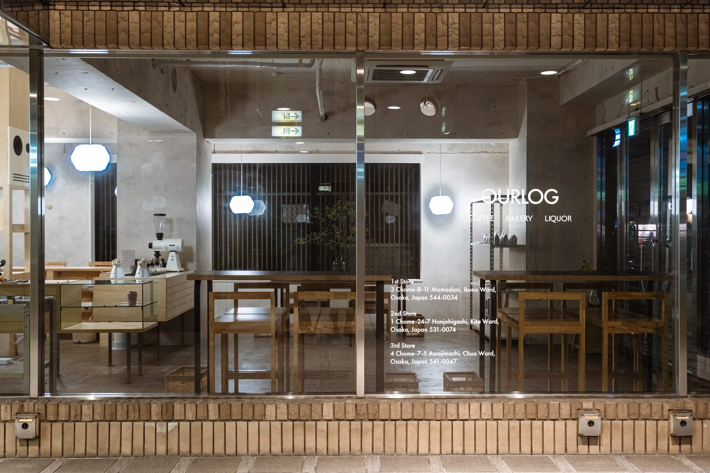 本町のリノベーションカフェ OURLOG COFFEE