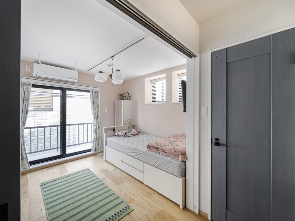 「この長屋、本当に住める?」から始まった。制限だらけの62㎡を“日常の居場所”へ【兵庫県神戸市】
