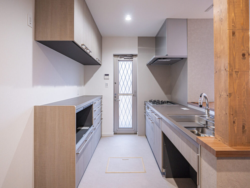 斜めのラインが生んだ、開放感のある暮らし【東大阪市】