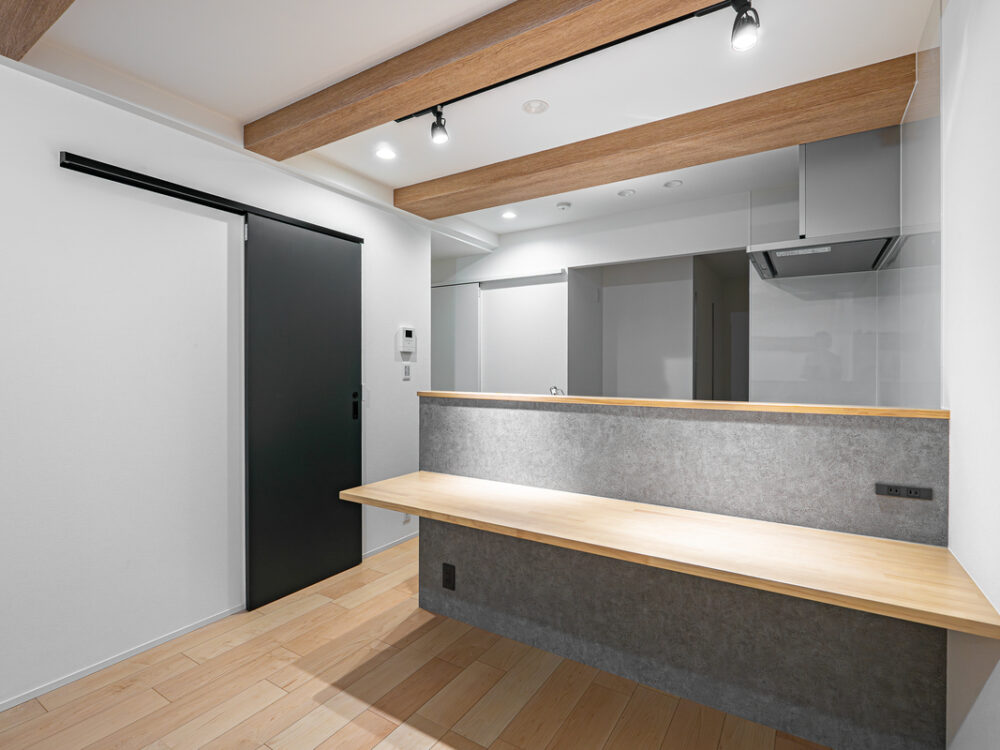 長屋の暗い・狭い・窮屈から見直す、3人暮らしのちょうどいい距離【大阪市西成区】