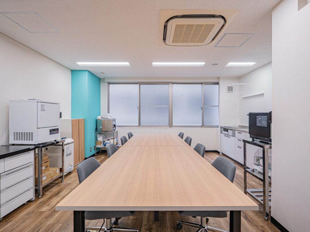 迎える場所を整える。次の成長を支えるオフィスリノベーション【大阪市淀川区】