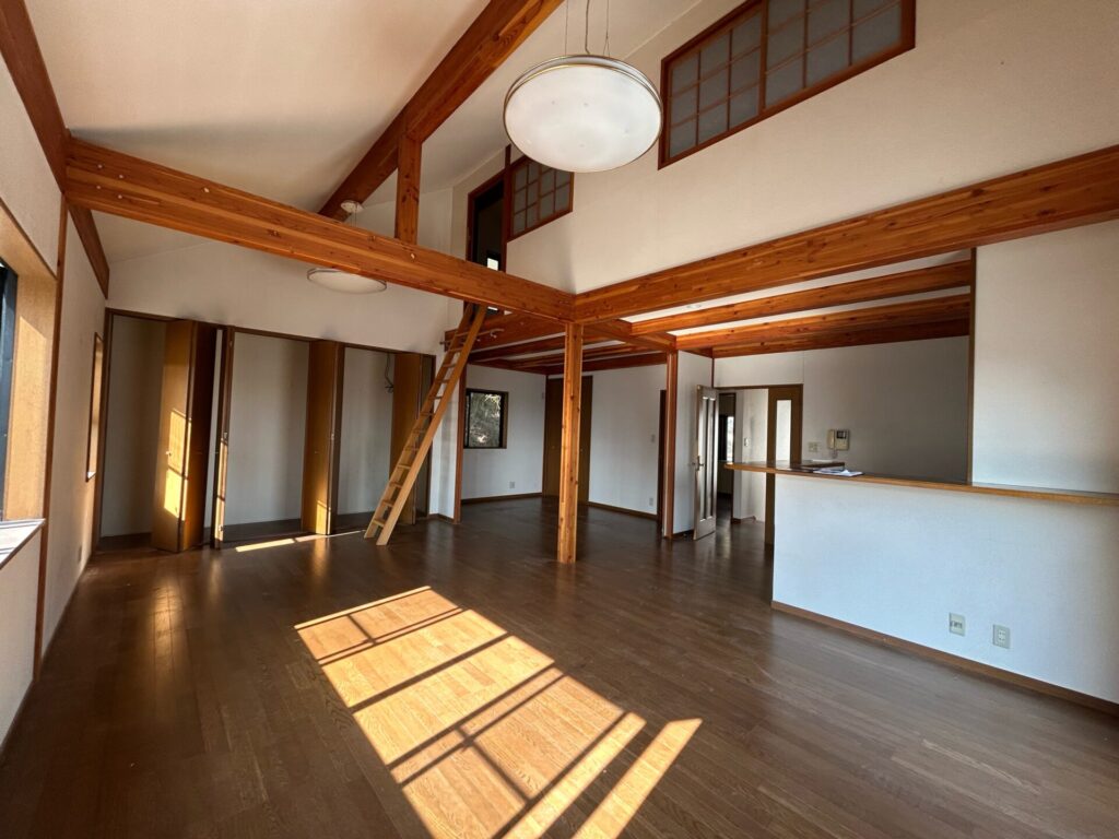 Before：＜195.3㎡＞仕事と暮らしをひとつ屋根の下に。既存を生かした和モダンな戸建てリノベーション【大阪府三島郡島本町】