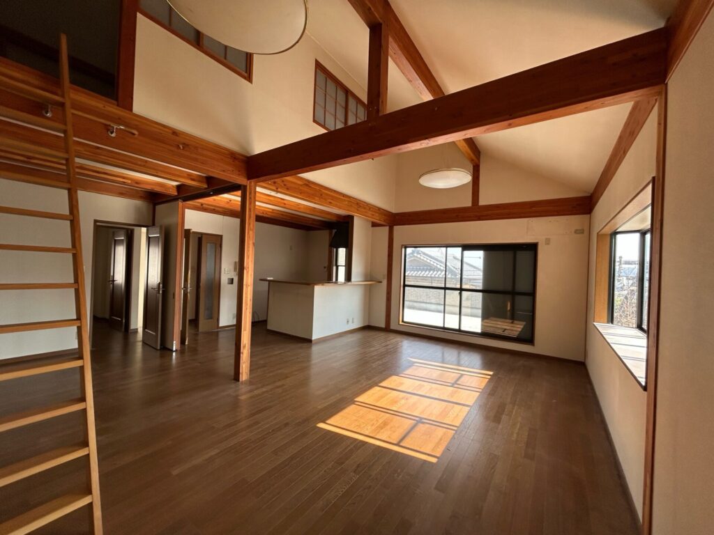 Before：＜195.3㎡＞仕事と暮らしをひとつ屋根の下に。既存を生かした和モダンな戸建てリノベーション【大阪府三島郡島本町】