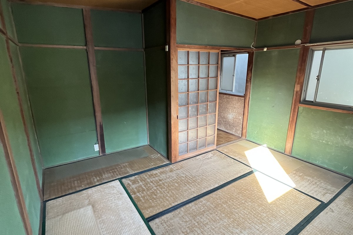 戸建てリノベーション前の2階和室